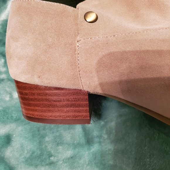 Aerosol leather ankle booties. PERFECT condition - Picture 6 of 8